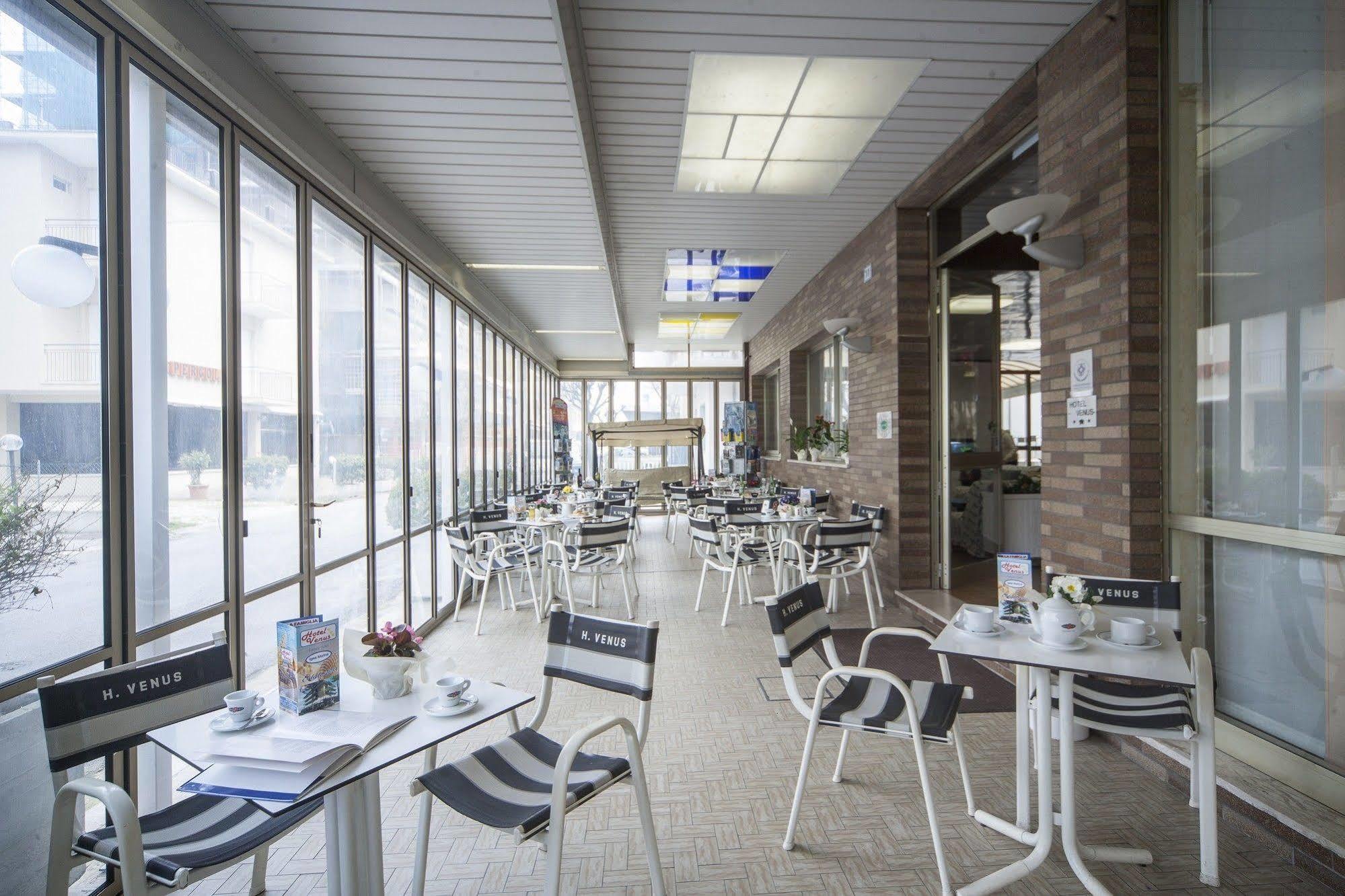 Hotel Venus Bellaria-Igea Marina Exterior foto